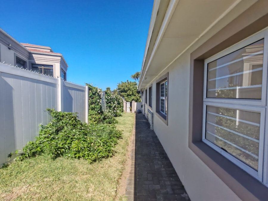 3 Bedroom Property for Sale in Lovemore Heights Estate Eastern Cape